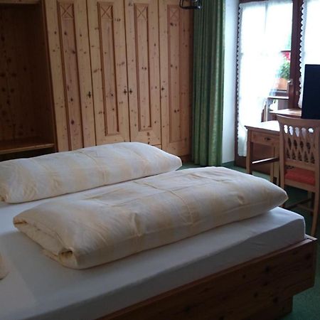 Zum Schweizerbartl Motel Garmisch-Partenkirchen Oda fotoğraf